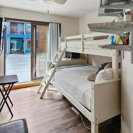 Cozy Studio With Shared Pool -3 Min To Ski Lift เบรกเคนริดจ์ ภายนอก รูปภาพ