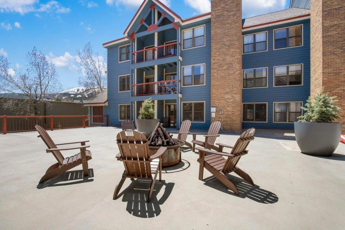 Cozy Studio With Shared Pool -3 Min To Ski Lift เบรกเคนริดจ์ ภายนอก รูปภาพ